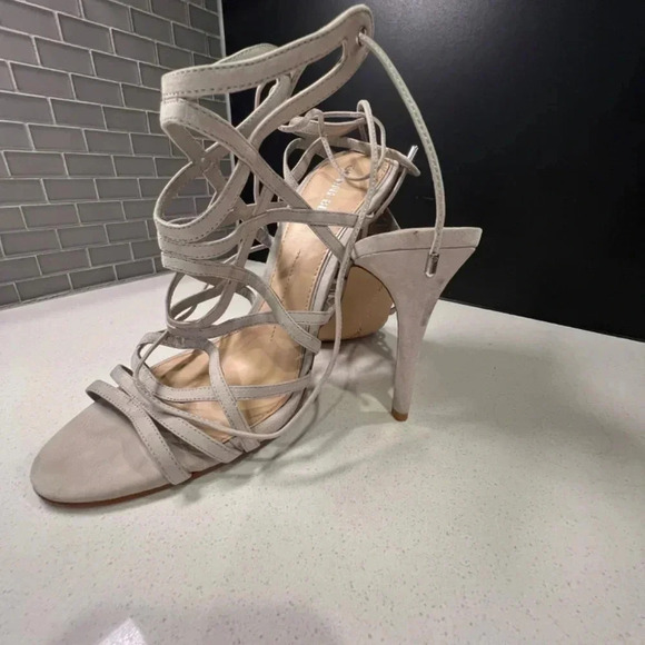 Gianni Bini Tan suede tie-up 4” Heels size 10, gently worn - Picture 2 of 10